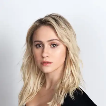 Мария Бакалова пръска хиляди за козметика