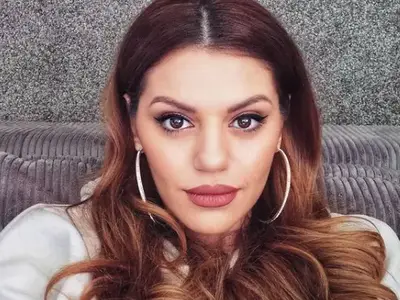 Михаела Филева учи по цял ден