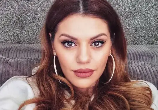 Михаела Филева учи по цял ден