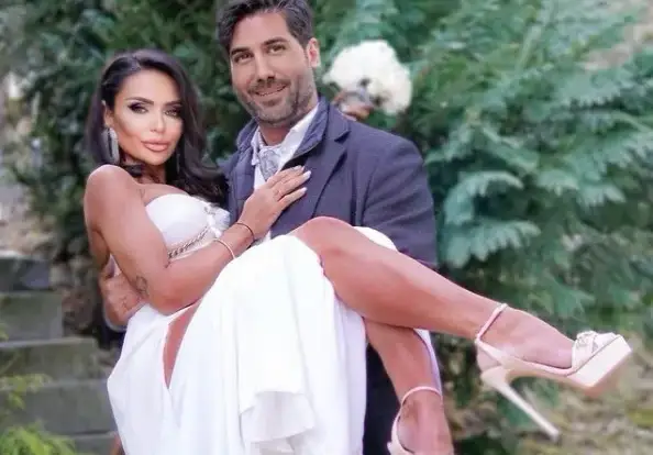 Мисис България с трета сватба! Мари Вачева заби поредния тузар (Снимки)