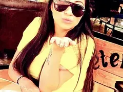 Роксана: Не съм взела пари, за да лъжа, че съм болна! Докато бях под карантина синът ми лежеше на системи в болницата