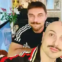 Нещо се пече! Миро и Иво Димчев близки приятели