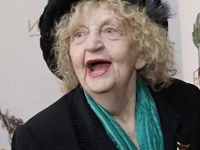 Папараците на Уикенд запечатаха последния ден на Татяна Лолова преди болницата