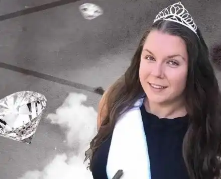 Първата Мис Плюс размер с нова любов! (Веселка Маринова си тръгва от конкурса с корона и гадже)