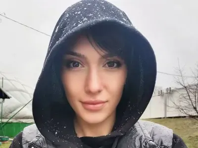 Ромина със скоба, закъсняла да плати