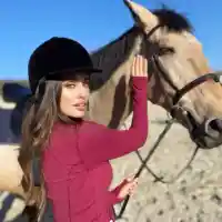 Саня Борисова по стъпките на Алекс Арабаджиева