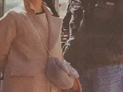 Щракнаха Елена Петрова със загадъчен мъж (Папарашки снимки)