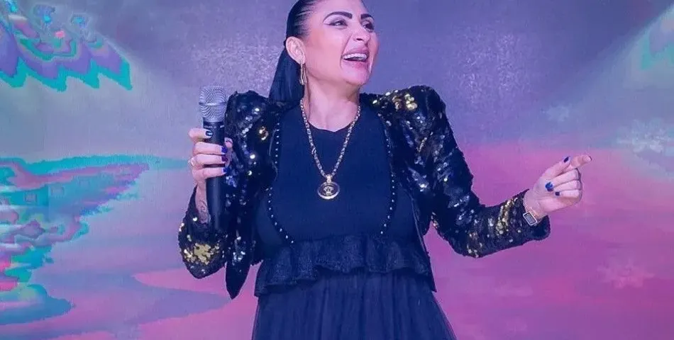 Софка предизвиква Рачков да пее