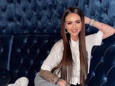 Сузанита влюбена, но го крие