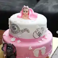 Три дни и три нощи поливат внучката на Доган (Снимки)