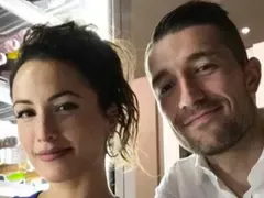 Италианска топ красавица прежали Гълъбинов! Наташа Чинели в прегръдките на друг