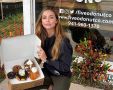 Лолита глези Гришо с домашни хамбургери