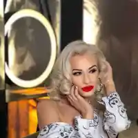 Адреналинката Яна иска силикон