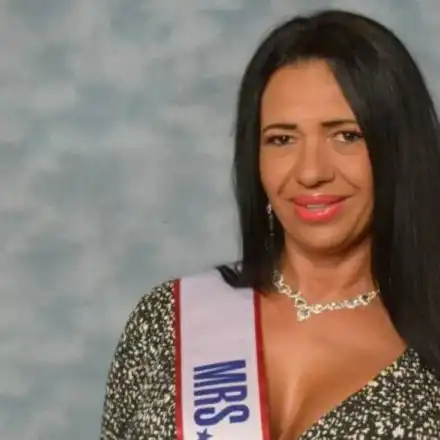 Анита Мейзер се връща в конкурсите: Аз съм директорка, търся две българки