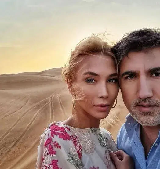 Башар Рахал зарежда батериите в Дубай с любовницата