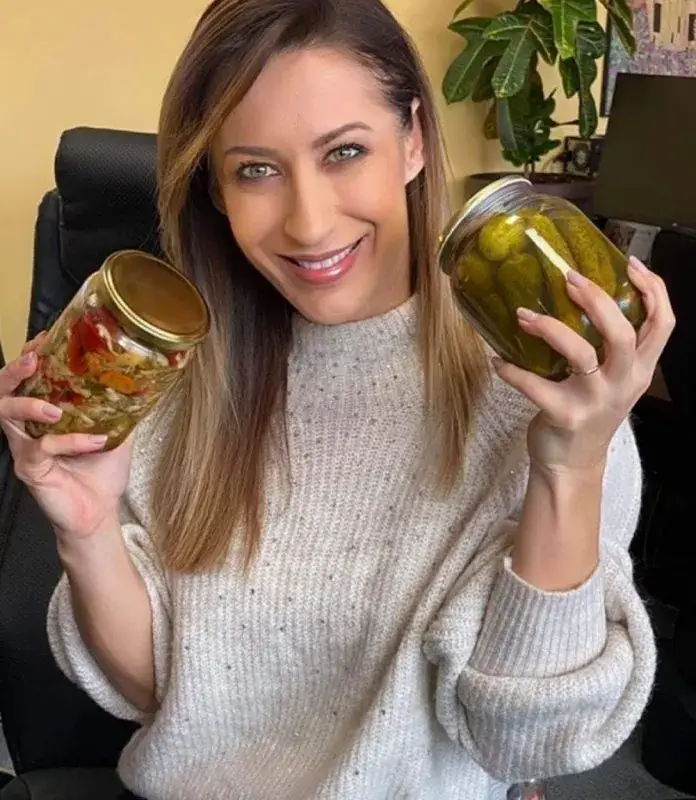 Биляна Гавазова опъва бръчки след работа