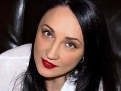 Бившата жена на Бойко е усвоила перфектно селско-каруцарския му речник