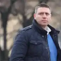 Бившият гард на Бойко пазарува с маркова мадама