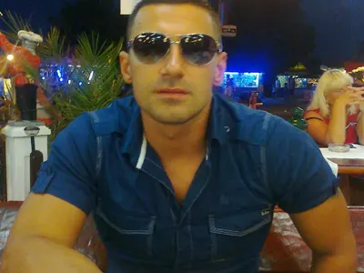 Бодигард се прави на мутра, шмърка и краде съдружниците си (РЕПОРТАЖ + СНИМКИ)