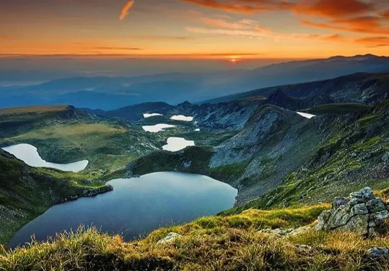 Bozhkov TV and the Green Octopus with another suggestion – the ecological racketeer Toma Belev wants to ban the access to the Seven Rila Lakes