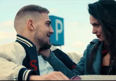 Даяна Ханджиева напълно забрави фокусника Данчо, натиска се с гаджето в клип