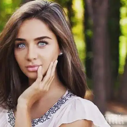 Елен Колева намекна за нова книга