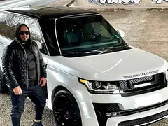 Гринго си махна името от капака на колата
