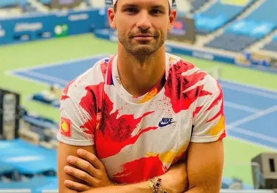 Гришо пръска хиляди долари за бижута