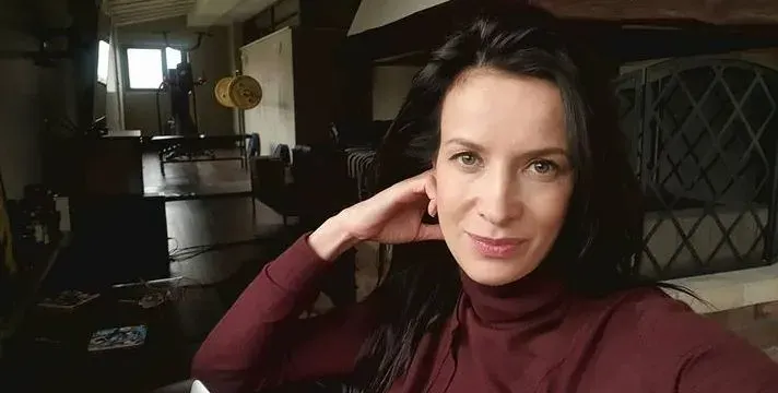 Яна Маринова харесва хоум офиса! Актрисата щастлива, че работи от къщи