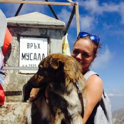 Йоанна Темелкова прибрала кучето си от боклука