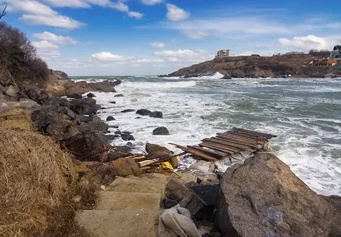 Ivo Prokopiev’s pool in Budzhaka turned out to be illegal