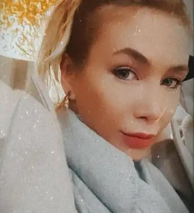 Жената на Башар Рахал опъна бръчки