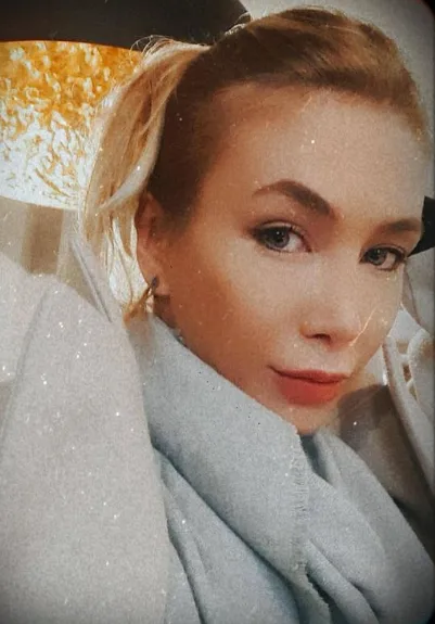 Жената на Башар Рахал опъна бръчки
