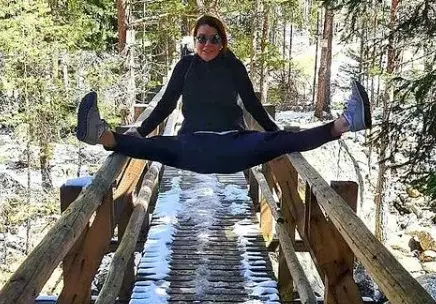 Кали се прави на Жан-Клод ван Дам