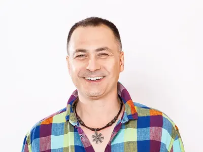 Карали Калин от „Братя” да се съблича за еротично списание