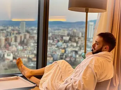 Криско се шири в палат за 1 милион