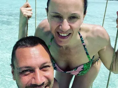 Лео глези семейството с ваканция на Малдивите (Фото от почивката им)