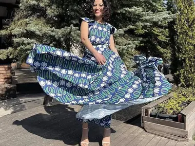 Лорд Евгени Минчев с модни забележки: Емилия - беж палтенце да бягаме, много плат и плът при Деси Стоянова и още + СНИМКИ