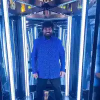 Лорд Евгени Минчев с модни забележки и похвали: Маратонките на Азис като ваксинирани, Денди все повече ми мяза на Дърева и още +СНИМКИ