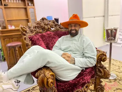 Менте DJ  Дамян събира пари от феновете си