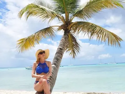 Мисис Баба официално разведена (Снимки)