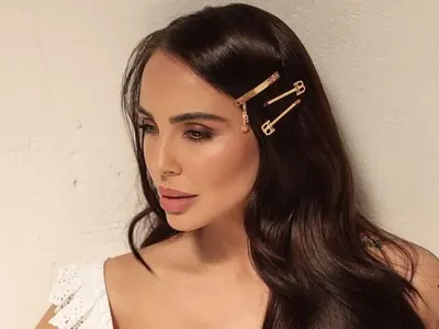 Николета Лозанова сама сглобява гардероб