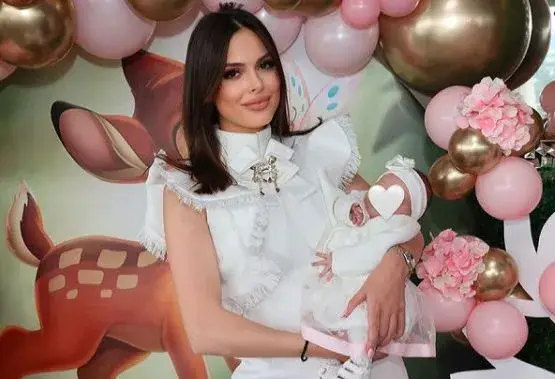 Пищно парти за погачата на внучката на Доган (Снимки от празника)