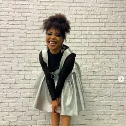 Прея изхвърли минижупите