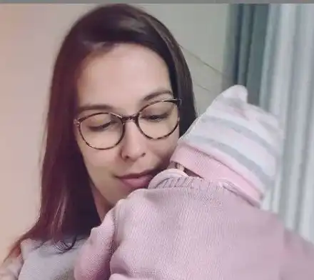 Радина Думанян сложи бебето в гнездо (ФОТО)