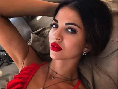 Райна се съблече и взриви мрежата! Вижте снимката по-долу