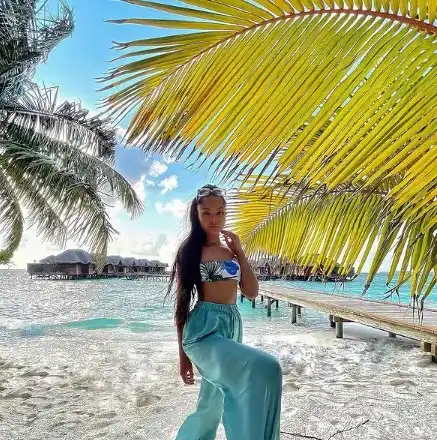 Рапърът Павел глези гаджето на Малдивите (Горещи снимки)