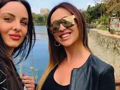 Симона Загорова: Майка ми и тази на Дани са като тийнейджърки, всички живеем под един покрив
