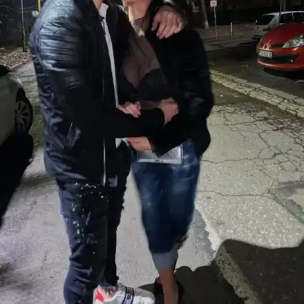 „Син“ талант заби красива умница  (Снимки)