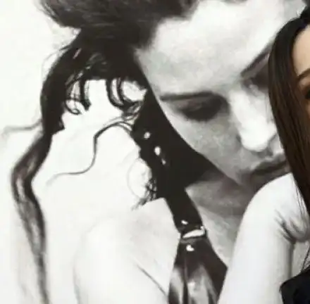 Созопол се вълнува: Пристигна ли Моника Белучи в града?